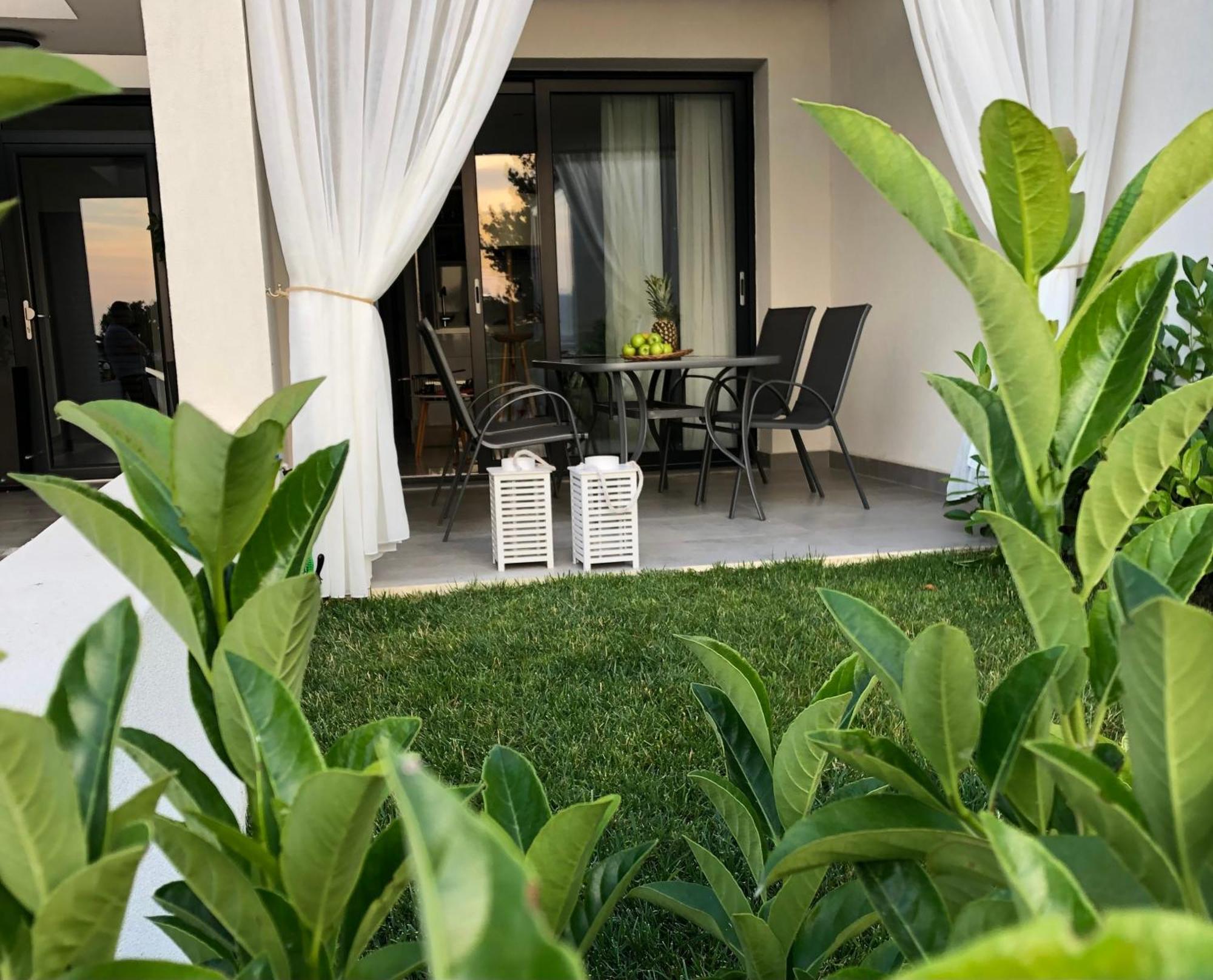 Kallithea Love Paradise Pool & Garden Buitenkant foto